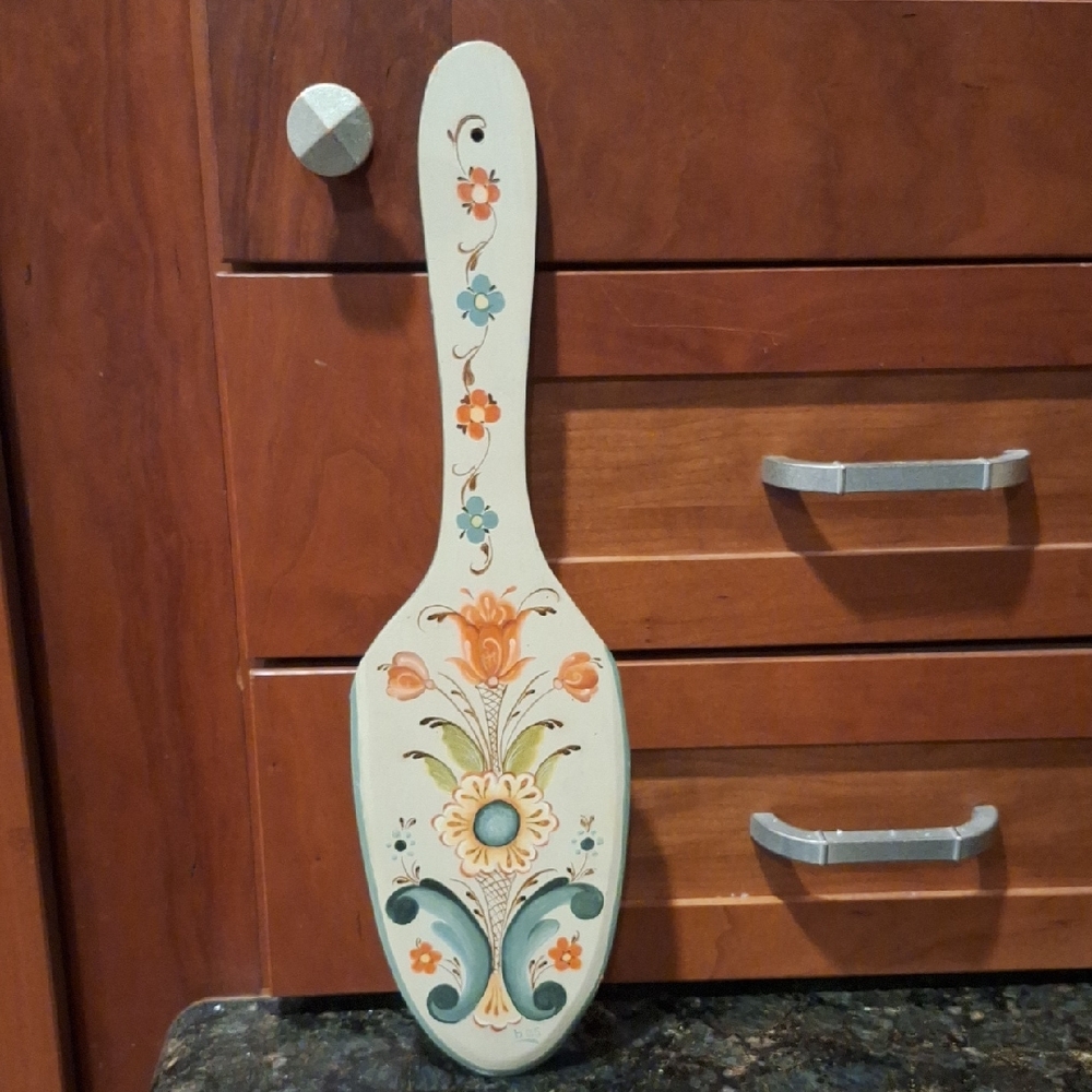 Vintage Handpainted Wall Decor. Americana Inspired